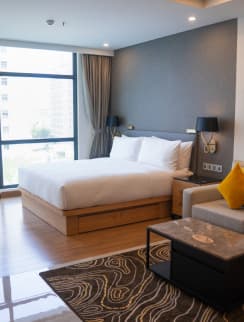 hotel-room